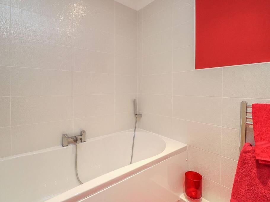 Stunning Seaviews - Beach House - Jacuzzi Bath Tub Littlestone-on-Sea Eksteriør bilde